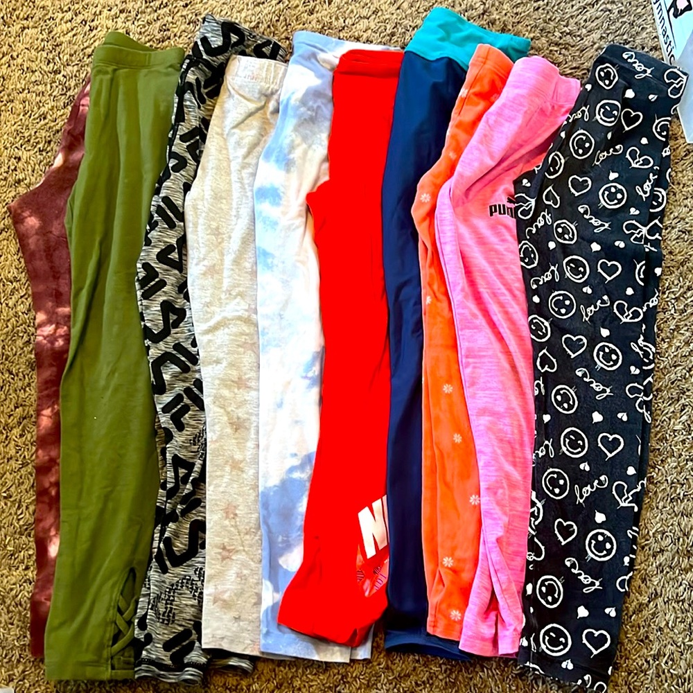 More than 45 pieces of girl’s clothing